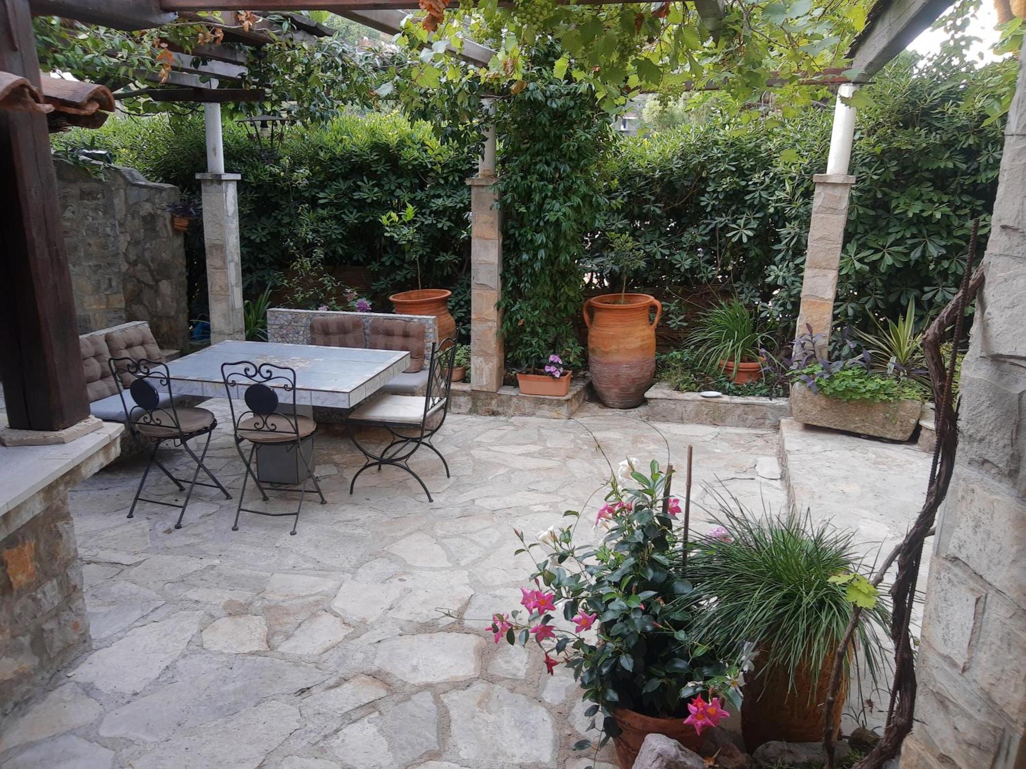 Sea-Side Old Stone Villa With A Private Garden Будва Екстериор снимка
